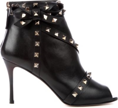VALENTINO Rockstud studded leather ankle boots
