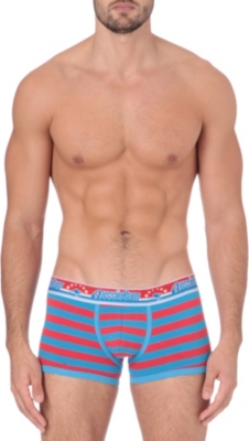 AUSSIEBUM Hop trunks