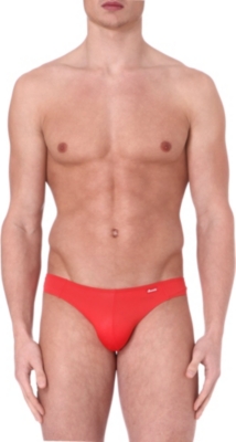 GROOVIN' V&ndash;cut bikini briefs