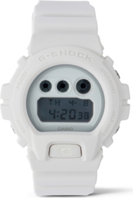 G-SHOCK DW6900WW Whiteout watch