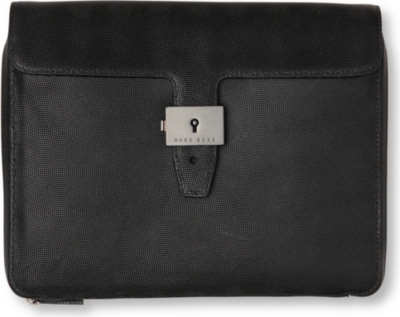 HUGO BOSS Brunie 13