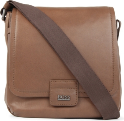 HUGO BOSS Sangal leather messenger bag