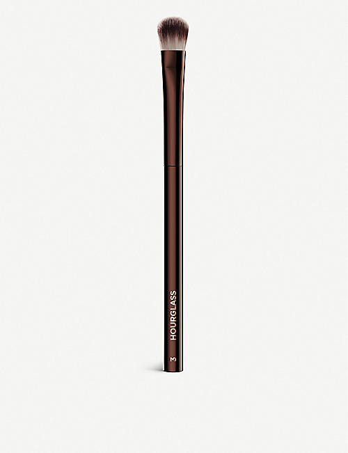 HOURGLASS: No.3 All Over Shadow Brush