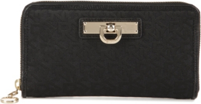 DKNY Town & Country Vintage zip-around wallet