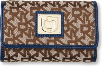 DKNY Town & Country Vintage flap wallet