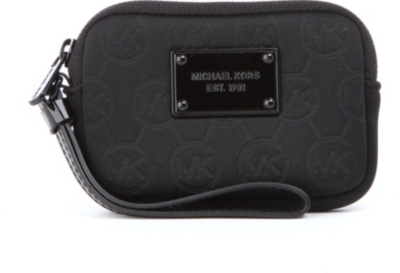 MICHAEL KORS Monogram wristlet case