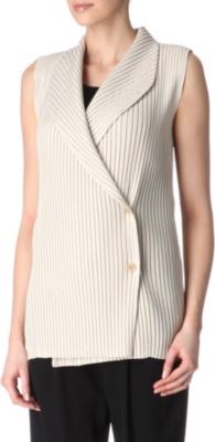 ISSEY MIYAKE Pleated waistcoat