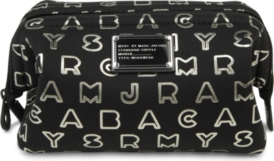 MARC BY MARC JACOBS Neon Lights Big Blitz make-up bag