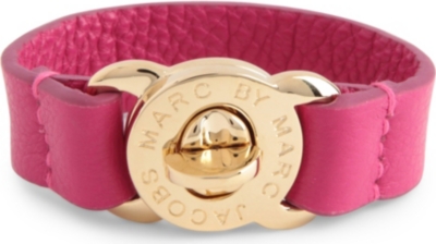 MARC BY MARC JACOBS Turnlock leather bracelet