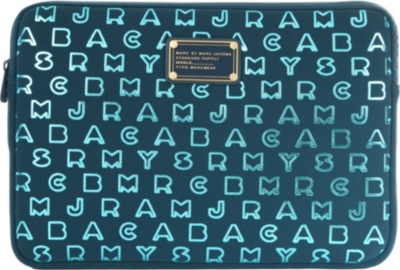 MARC BY MARC JACOBS Dreamy embossed 11