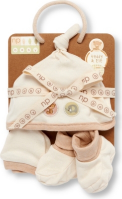 NATURES PUREST Teddy & Ele hat, mittens and booties set