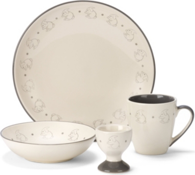 WHITE RABBIT ENGLAND Four-piece rabbit crockery set