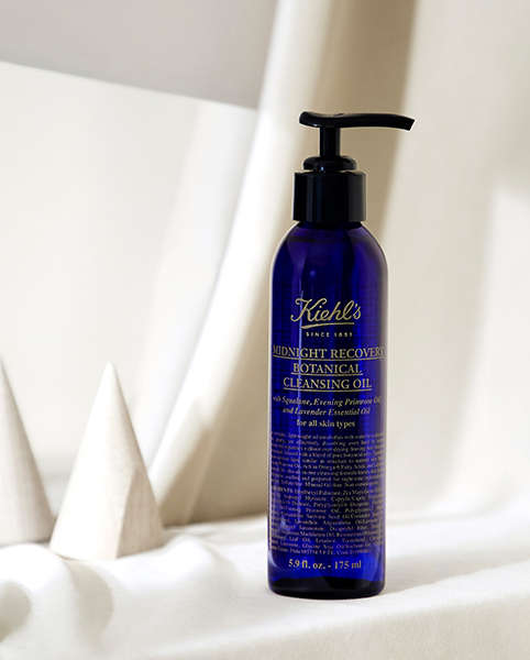 Kiehl’s Midnight Recovery Botanical Cleansing Oil 