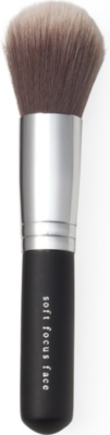 BARE MINERALS Soft focus face brush