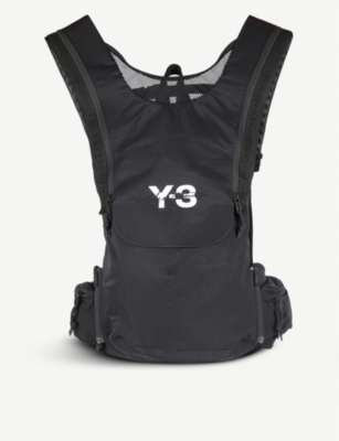 y3 running backpack