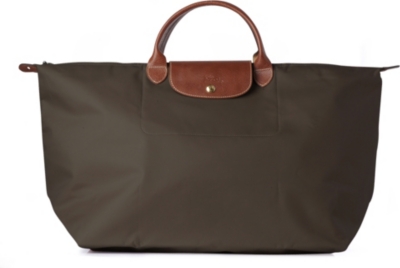 LONGCHAMP Le Pliage medium travel bag in taupe