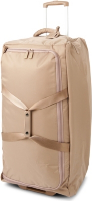 LIPAULT Foldable wheeled duffel bag (Sand