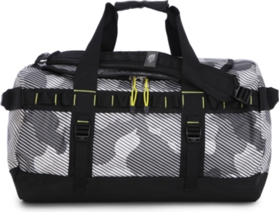 NORTHFACE Base camp medium duffel bag