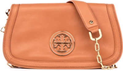 TORY BURCH Amanda leather logo clutch