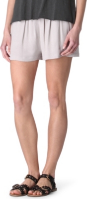 AMERICAN VINTAGE Rayne crepe shorts