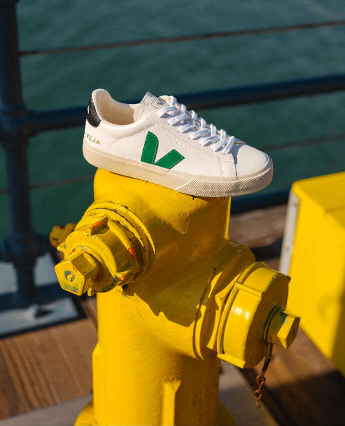 VEJA CAMPO CHROMEFREE LEATHER TRAINERS