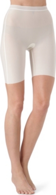 WACOAL Complextion leg shaper