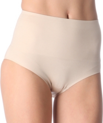 WACOAL I-pant shaping briefs