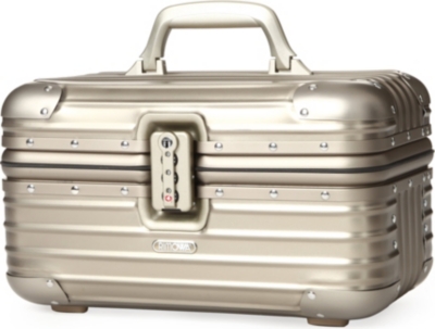 RIMOWA Topas Titanium beauty case