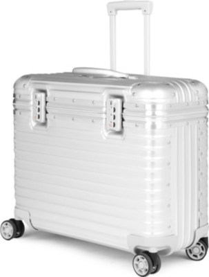 rimowa topas pilot trolley