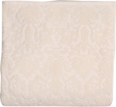 CHORTEX Baroque bath towel