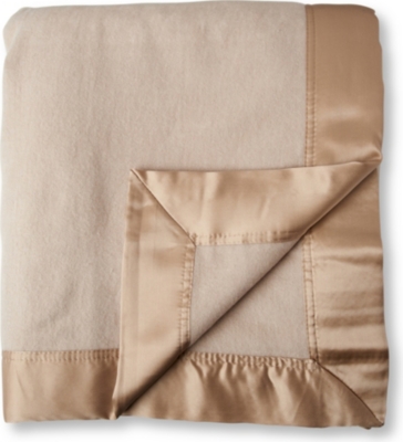 GINGERLILY Mulberry silk blanket