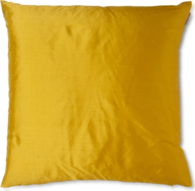 LINUM Silk cushion