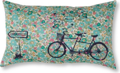 LA CERISE SUR LE GATEAU Tandem Liberty cushion cover