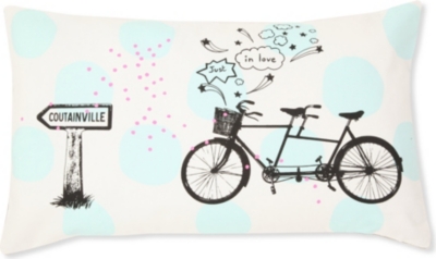 LA CERISE SUR LE GATEAU Tandem cushion cover