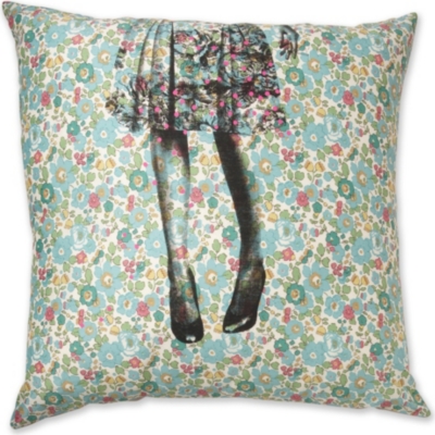 LA CERISE SUR LE GATEAU Alice liberty print cushion cover
