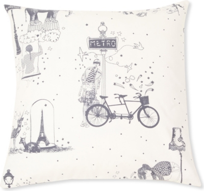 LA CERISE SUR LE GATEAU Toile de Jouy cushion