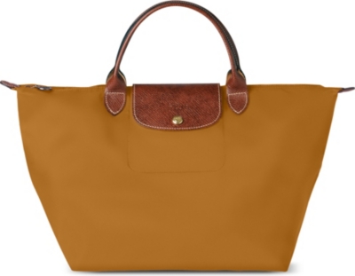 LONGCHAMP Le Pliage medium handbag in camel