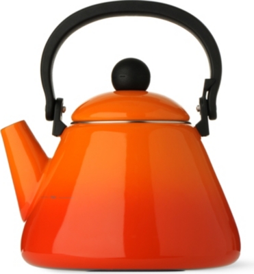 LE CREUSET Kone kettle (Volcanic