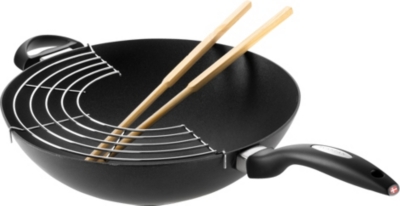 SCANPAN IQ Wok with rack and chopsticks 32 cm