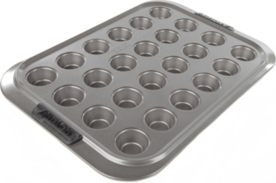 ANOLON Raymond Blanc non-stick canapé tin