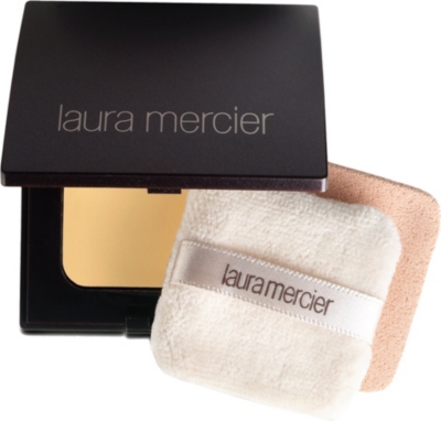LAURA MERCIER Foundation powder