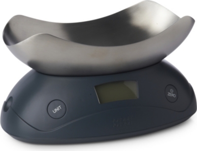 JOSEPH JOSEPH Shell compact digital scales