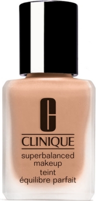 CLINIQUE Superbalanced Makeup (01+petal