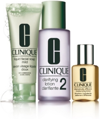 CLINIQUE 3&ndash;Step Introduction Kit Skin Type 2