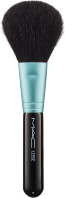 MAC 129 SE Powder/Blush Brush