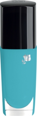 LANCOME Vernis in Love nail polish