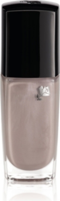LANCOME Vernis in Love nail polish