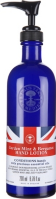 NEAL'S YARD REMEDIES Limited Edition Garden Mint and Bergamot hand lotion