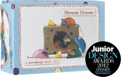  Mouse House sewing kit