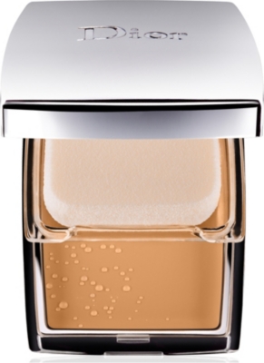 DIOR Diorskin Nude&reg; Compact Gel
